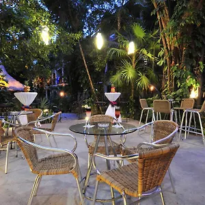2* Hotel Moongate